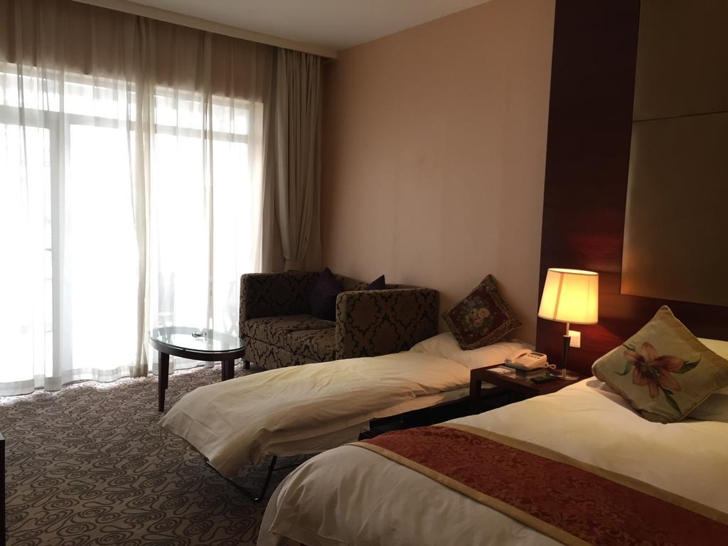 Shanghai Baron Business Bund Hotel Стая снимка