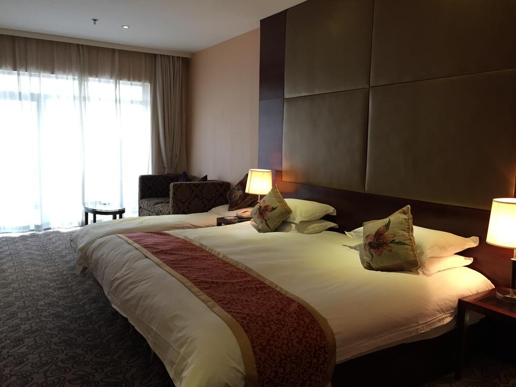Shanghai Baron Business Bund Hotel Стая снимка