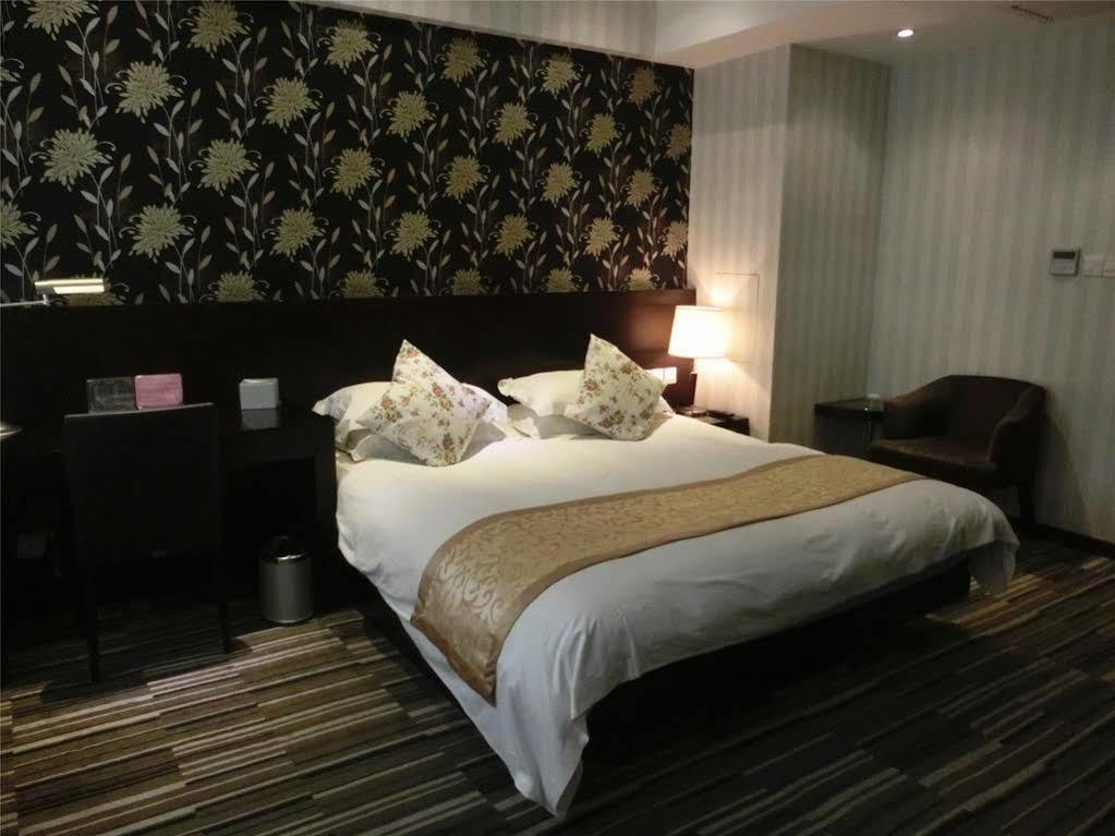 Shanghai Baron Business Bund Hotel Екстериор снимка
