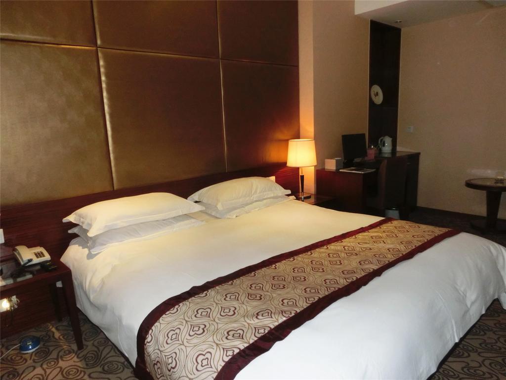 Shanghai Baron Business Bund Hotel Стая снимка