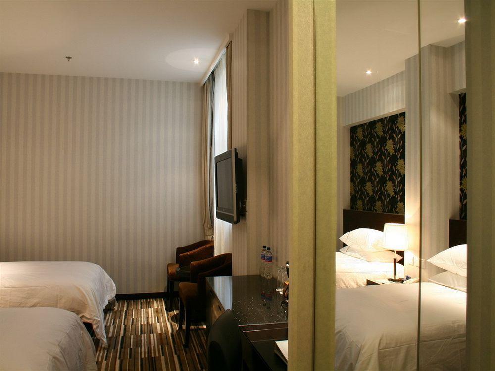Shanghai Baron Business Bund Hotel Стая снимка